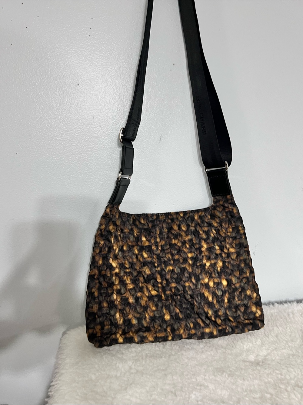 Longchamp Brown and Black Woven Crossbody with Leather Logo Patch - Picture 4 of 15